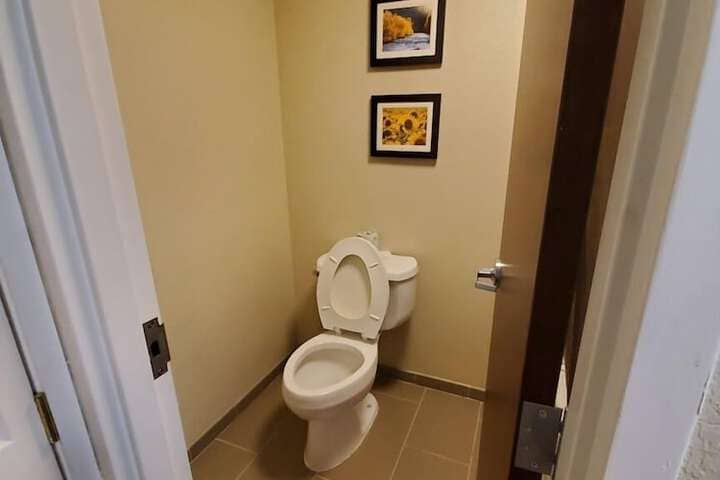 Room 15 of 26
